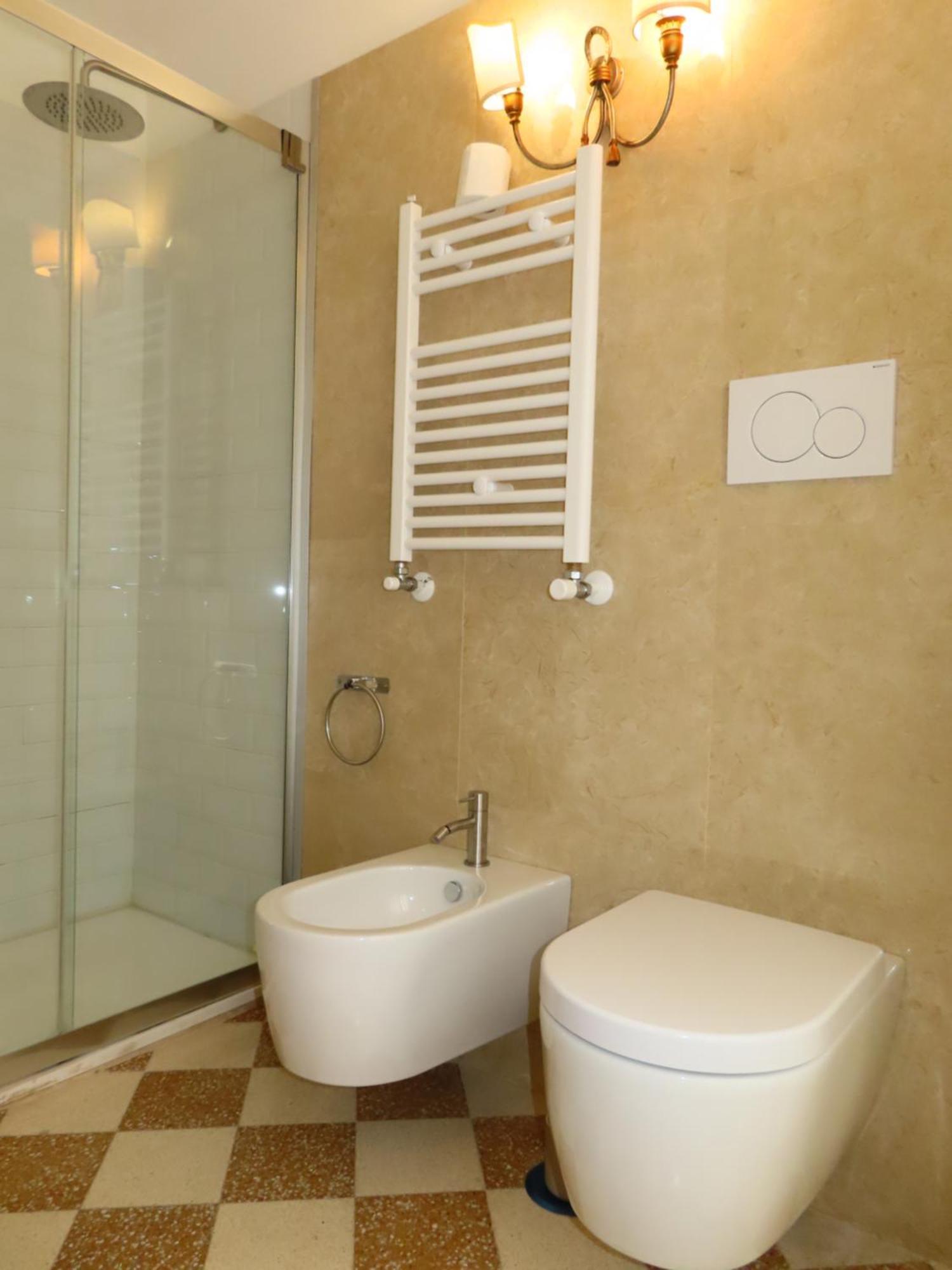 Casa Orlanda Apartment Napoli Bagian luar foto