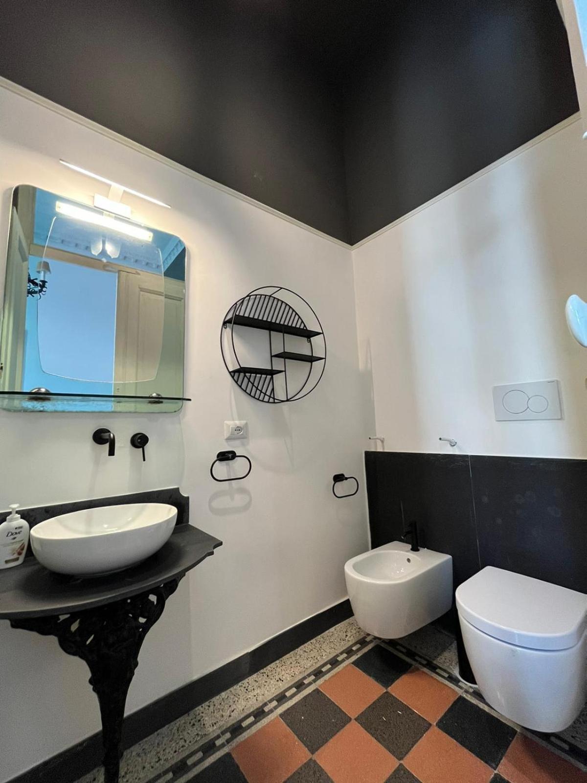 Casa Orlanda Apartment Napoli Bagian luar foto