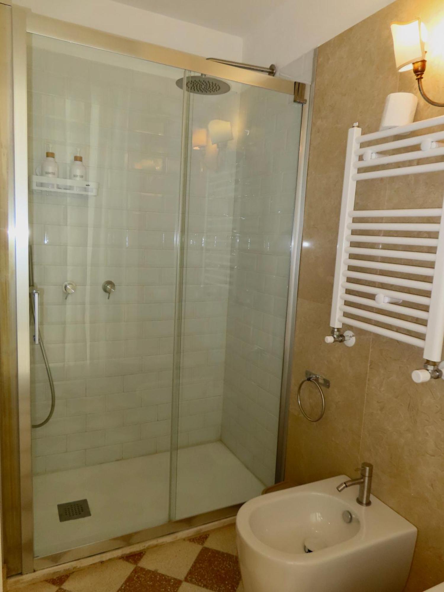 Casa Orlanda Apartment Napoli Bagian luar foto