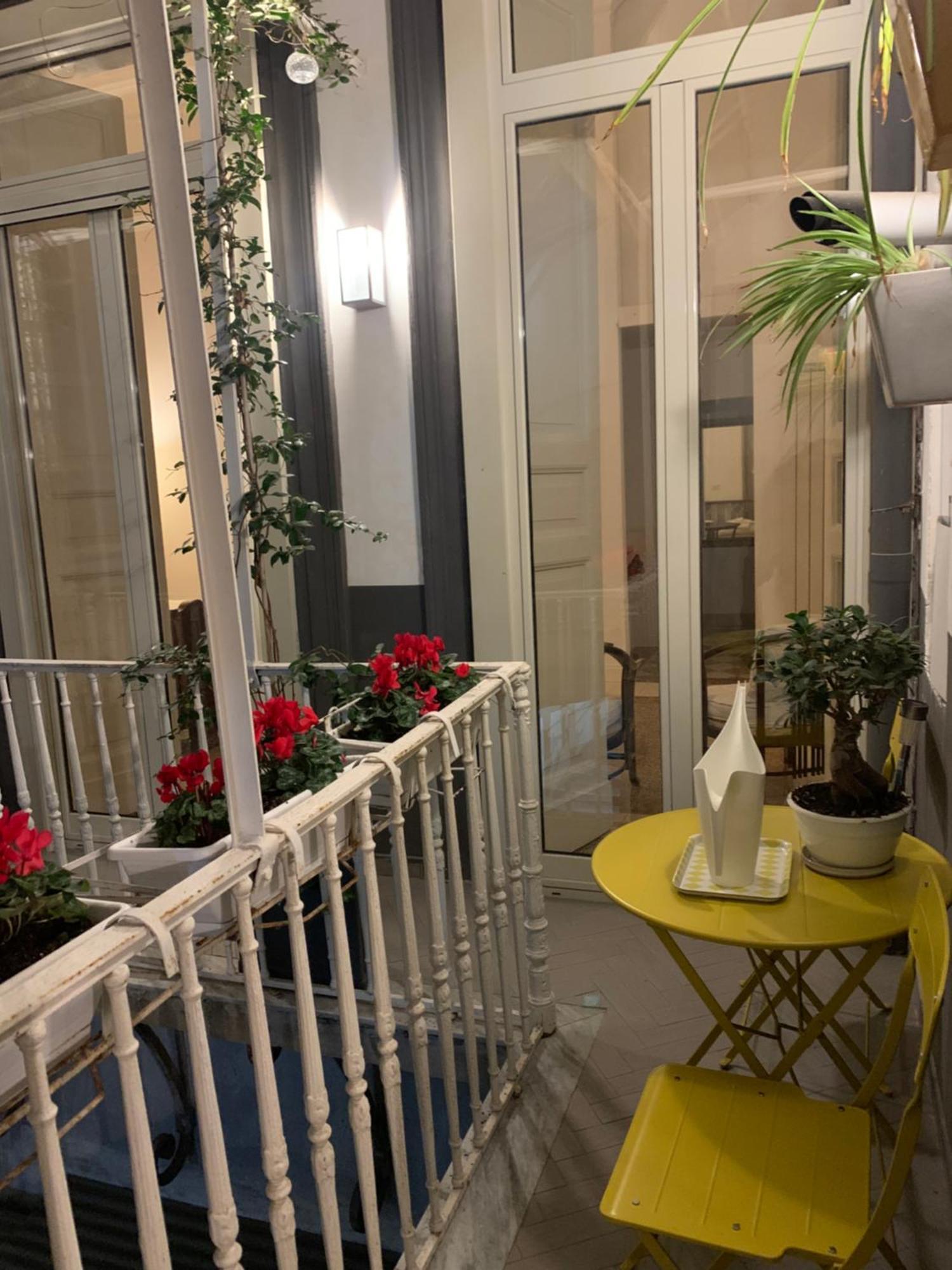 Casa Orlanda Apartment Napoli Bagian luar foto